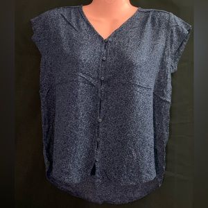 Liz Claiborne Size Medium Animal Print Button Down Short Sleeve Blouse